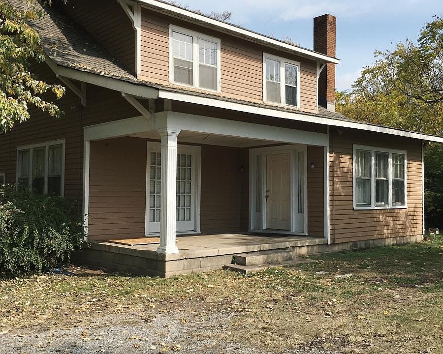 1612 Lebanon Pike