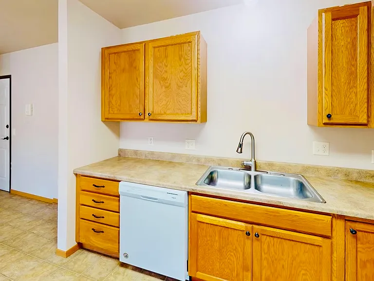 1412 W Meadowbrook Trl #12 — Photo 3