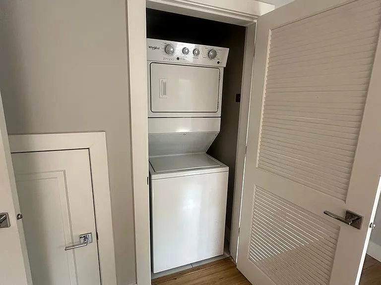 436 NE Stafford St #9 — Photo 11