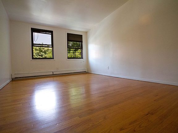 5th image of 1167 Bedford Ave