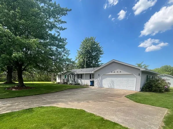 3259 138th Ave, Hamilton, MI 49419