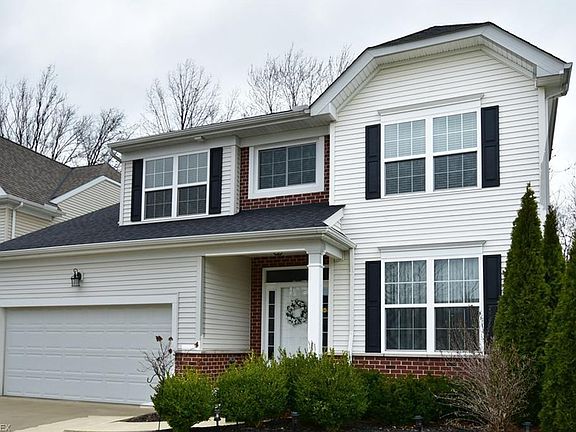 3rd image of 33282 Westbrooke Cir