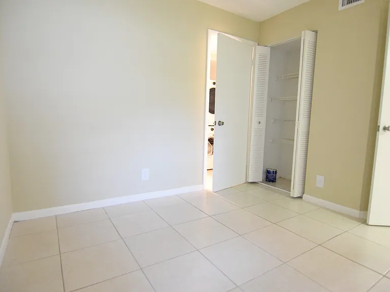 6508 Chasewood Dr #C — Photo 9