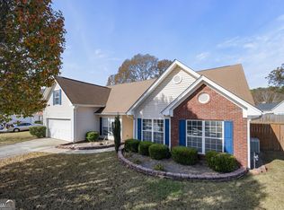 3923 Laurel Bend Ct, Snellville, GA 30039