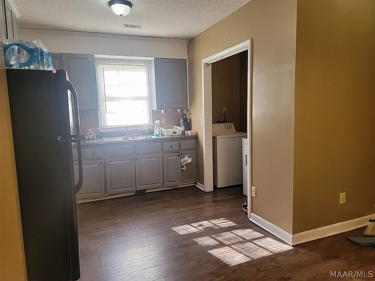 3338 S Hull St — Photo 4