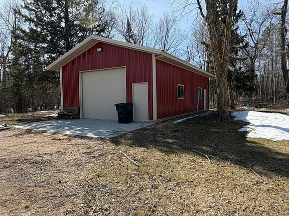 5th image of 46824 Foss Rd