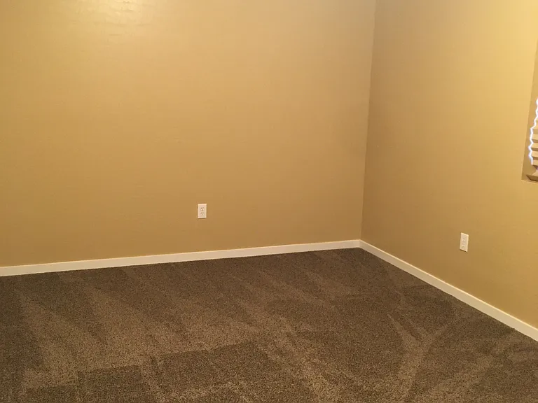 160 N Main St #11 — Photo 5
