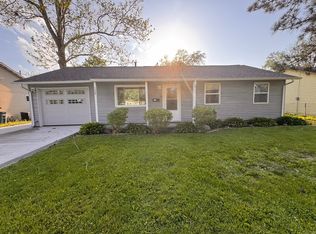 1509 Summit Ridge Rd, Champaign, IL 61821