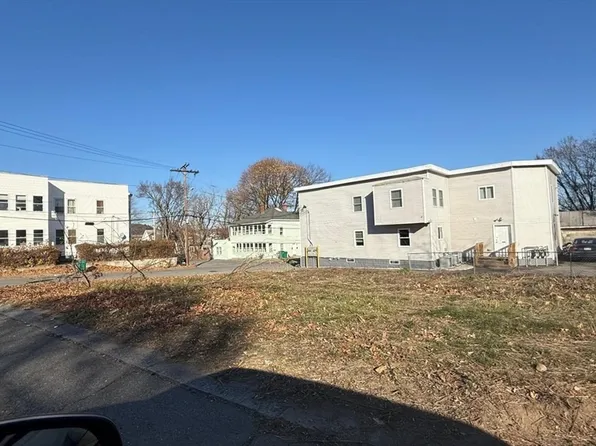 38-44 Granite St, Fitchburg, MA 01420
