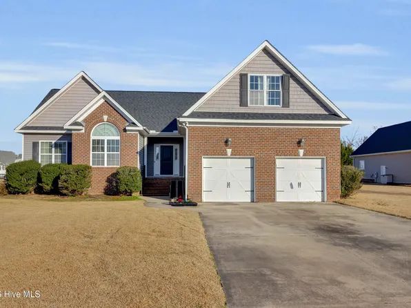 1329 Whitten Court, Greenville, NC 27858