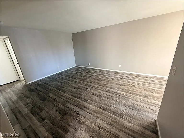 1405 Vegas Valley Dr #52 — Photo 3