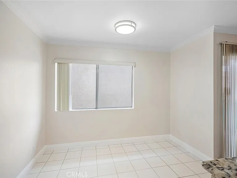 121 Sinclair Ave #206 — Photo 10