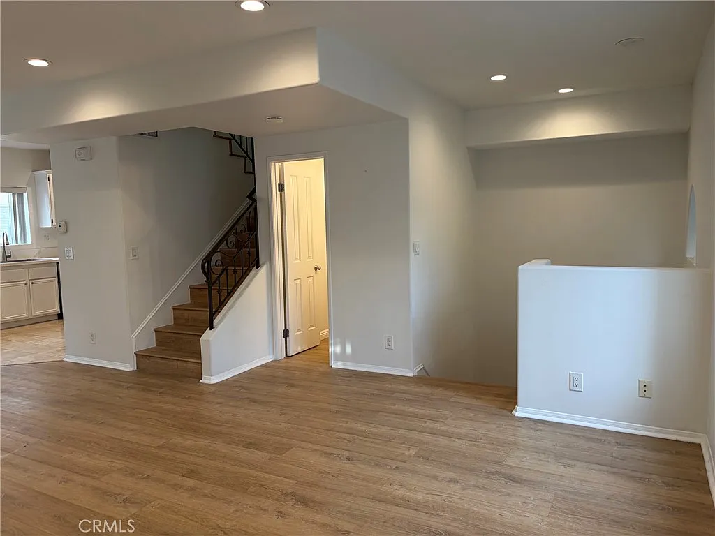 3 bed, 1487 sqft, $3,800 — Photo 3