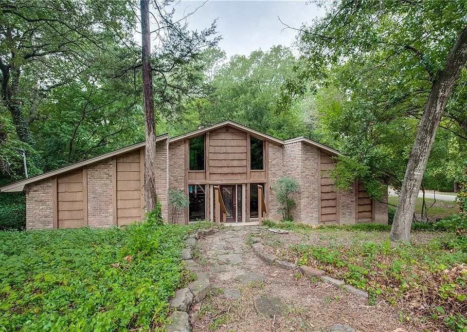 1st image of 1335 Jungle Dr