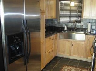 6490 Twin Circle Ln UNIT 2, Simi Valley, CA 93063