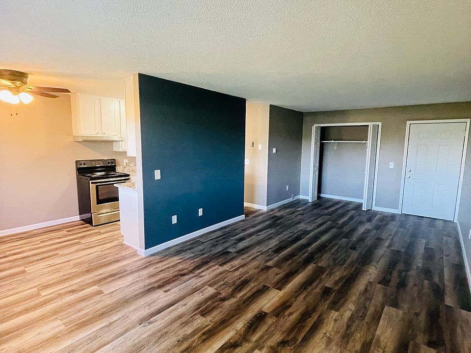 Remodeled 2x1 Livingroom