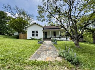 254 Cherry St, Murphy, NC 28906