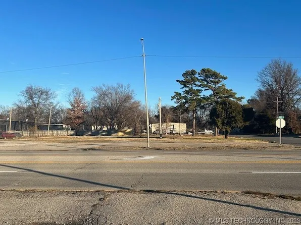 N Highway 69, Pryor, OK 74361