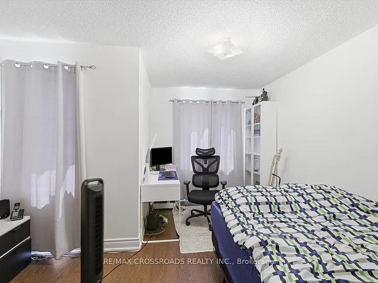 8 Culver Ln — Photo 19