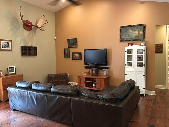2nd image of 14170 Carrie Ave
