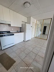 Rented by Metro Park Realty Inc