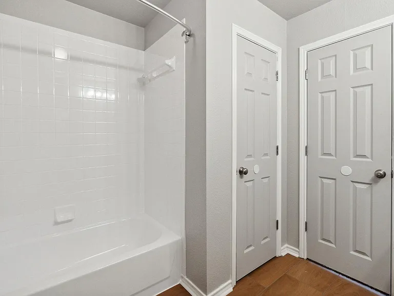 2907 Kestrel Dr — Photo 18