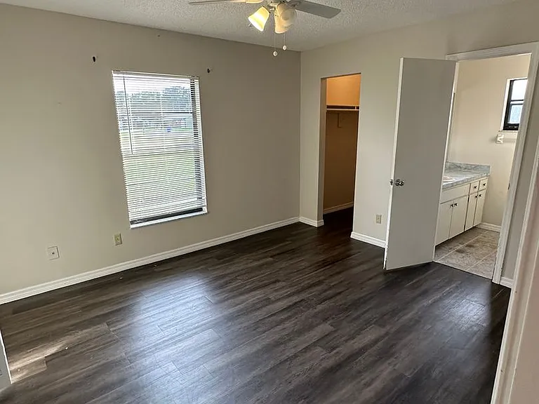 111 Louisiana Ave — Photo 7