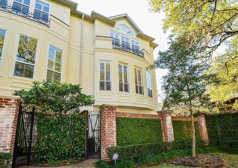 1st image of 1401 Hyde Park Blvd