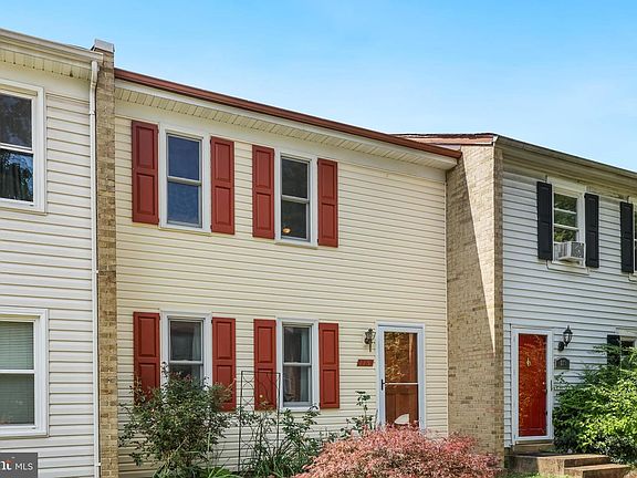 3rd image of 115 Stratford Pl SW