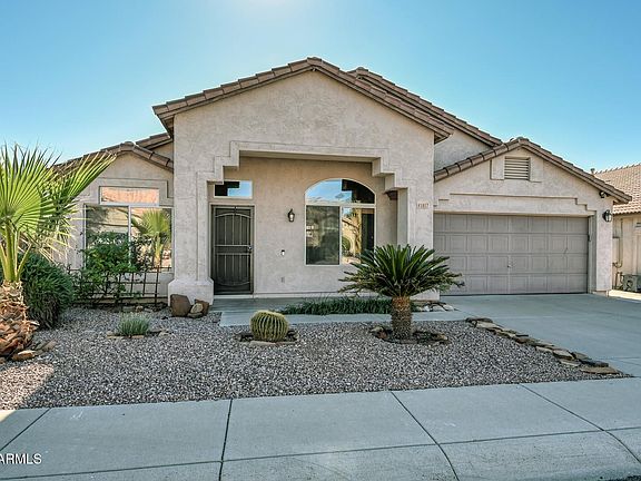2nd image of 1017 E MONTOYA Lane