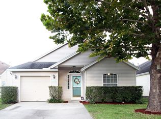 1113 Creeks Ridge Rd, Jacksonville, FL 32225