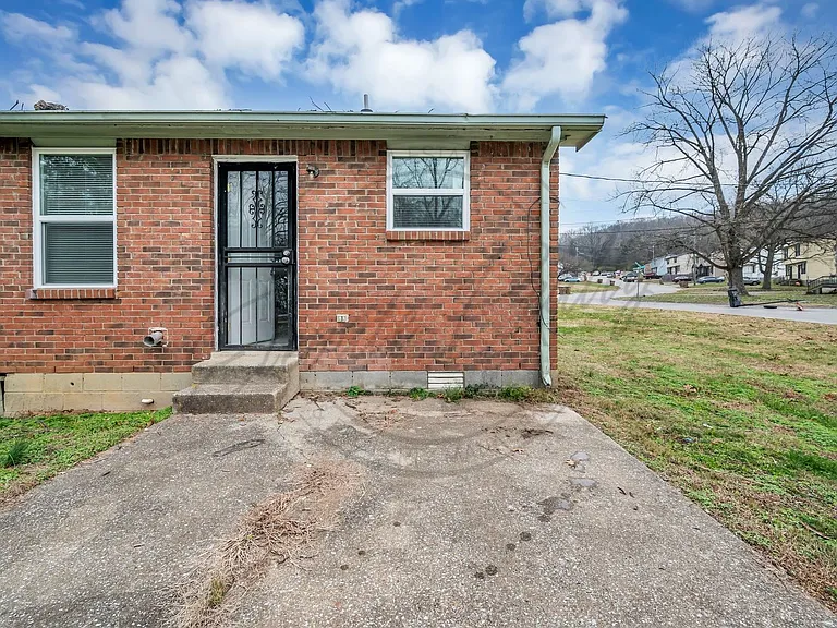 2526 Highland Trace Dr — Photo 18