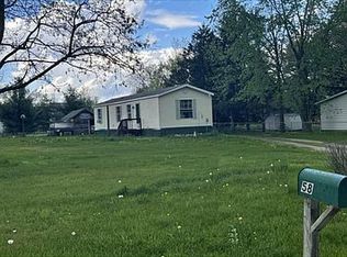 58 Watertown Rd, Sandusky, MI 48471
