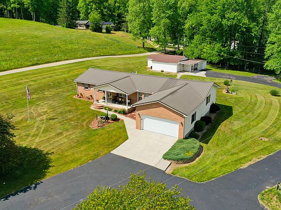 2nd image of 8356 E Laurel Rd