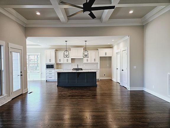 5th image of 180 Bending Oak Dr #92