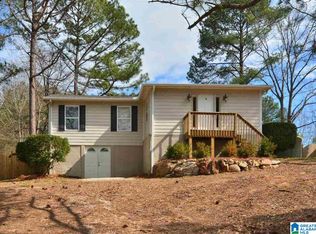 31 Little Creek Cir, Chelsea, AL 35043