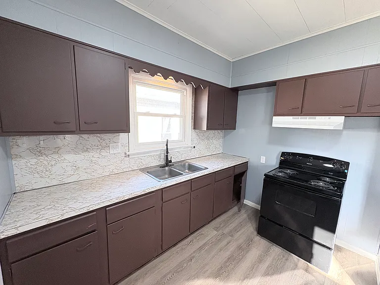 269 Altamont Ave — Photo 15