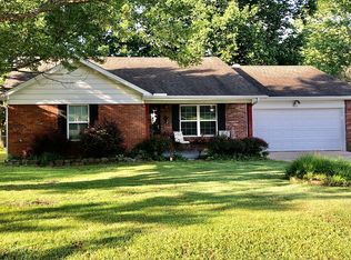 902 Shorecrest Ave, Harrison, AR 72601