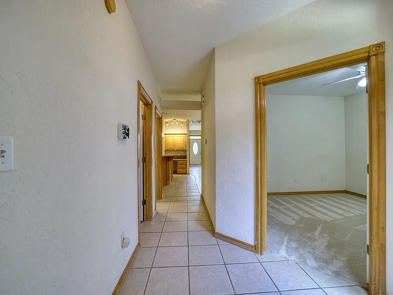 2904 NE 9th St — Photo 14