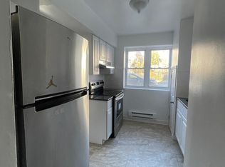 130 N Walnut St APT 1, East Orange, NJ 07017
