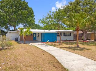 10221 N Fleetwood Dr, Tampa, FL 33612