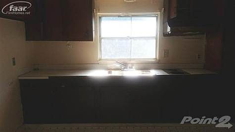 2nd image of 113 E Lorado Ave