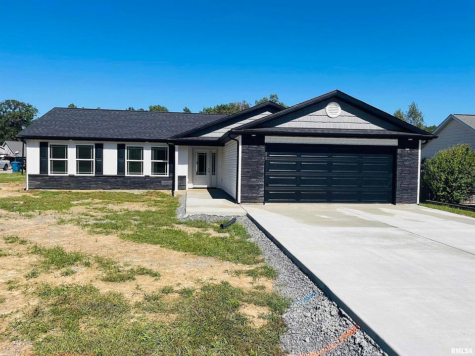 1st image of 301 Olivia Dr