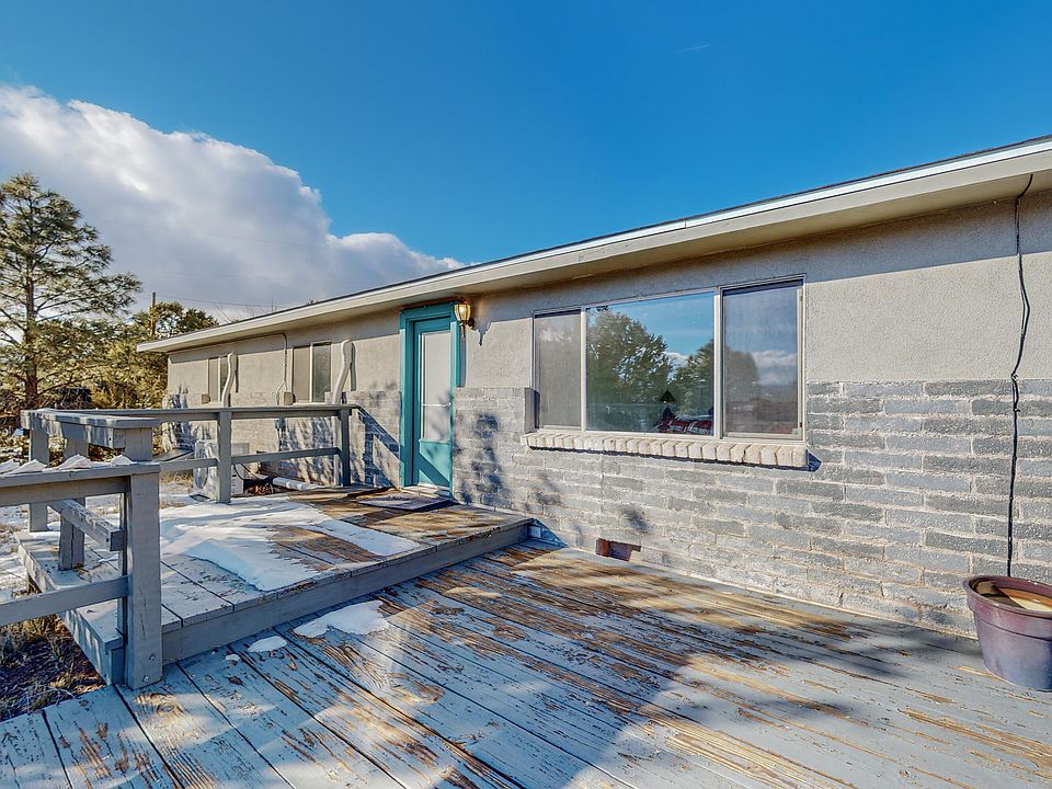 1st image of 43 Meadow Dr