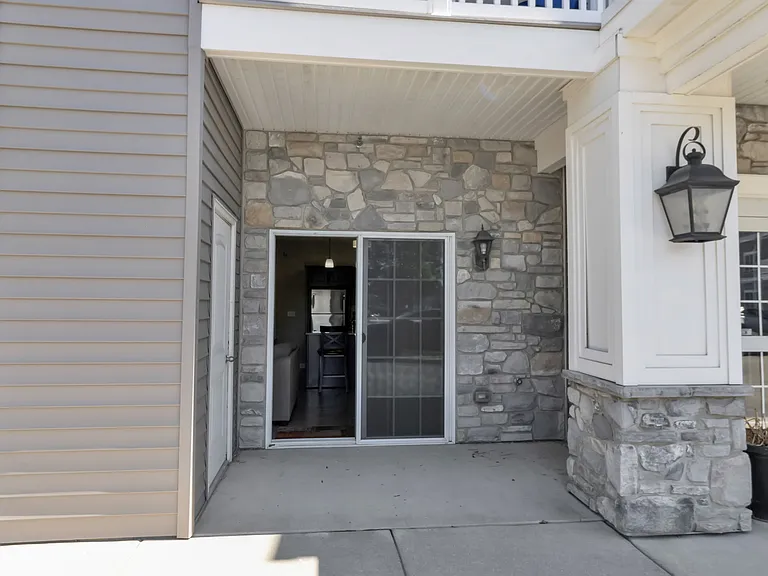 2493 Sweet Home Rd #105 — Photo 20