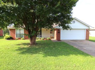 413 Crestview Dr, Van Buren, AR 72956