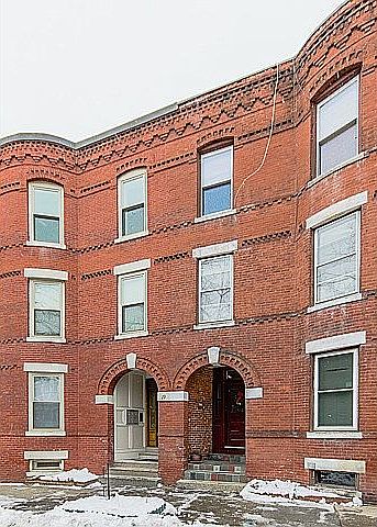 2nd image of 19 Perry St #3