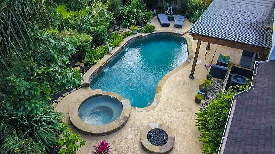 2nd image of 4503 Spring Iris Ct
