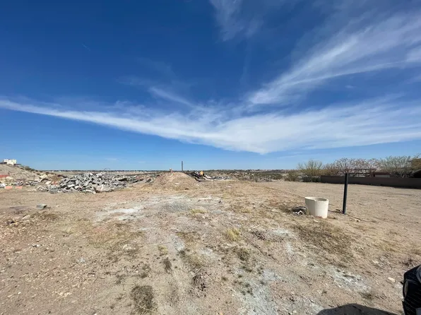 312 Clemson Ln, El Paso, TX 79928