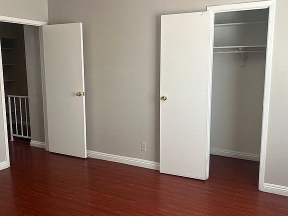 5th image of 6019 Vegas Dr